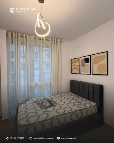 Tirane, jepet me qera apartament 2+1 , 85 m² 800 € 