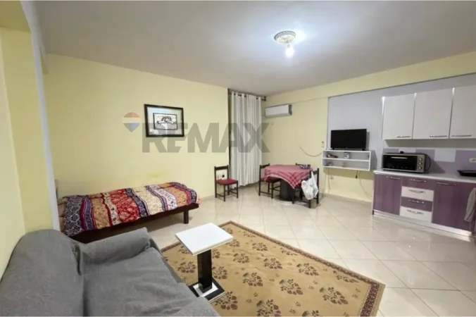 Vlore, shitet apartament 1+1+Ballkon Kati 9, 75 m² 112.500 € (Skele, Kombinati Peshkut, Vlore)