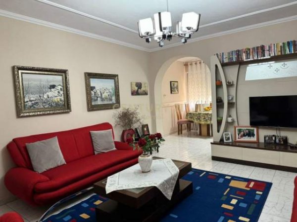 Tirane, jepet me qera apartament 2+1+A+BLK Kati 4, 120 m² 500 Euro (sheshi willson)