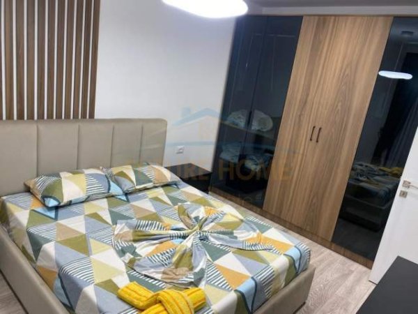 Tirane, jepet me qera apartament 1+1 Kati 10, 67 m² 500 Euro (kongresi manastirit)