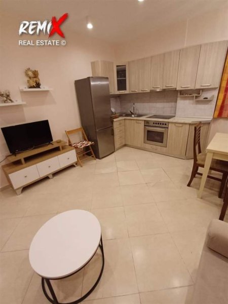 Qerret, shitet apartament 1+1 Kati 3, 60 m² 87.000 Euro (QERRET)