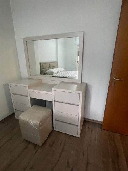 Tirane, jepet me qera apartament 2+1+BLK Kati 2, 92 m² 650 Euro (Rruga Bogdaneve)