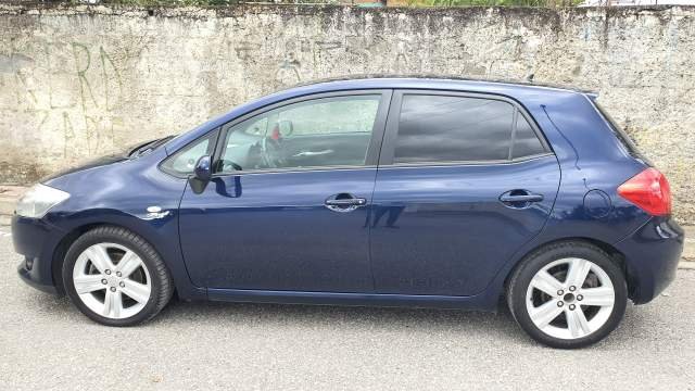 Tirane, shes makine Toyota AURIS Viti 2007, 4.999 Euro