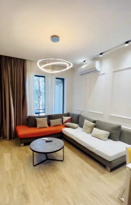 Tirane, ofert apartament 150 m² 249.000 Euro (Qerret, BUZE DETIT,)
