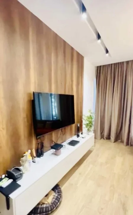 Tirane, ofert apartament 150 m² 249.000 Euro (Qerret, BUZE DETIT,)