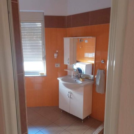 Tirane, jepet me qera 3+1+BLK Kati 2, 120 m² 400 Euro