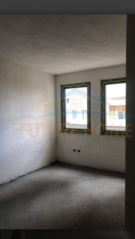 Tirane, shitet apartament 1+1 Kati 2, 78 m² 90.000 Euro (Unaz e Re . Rruga Teodor Keko)