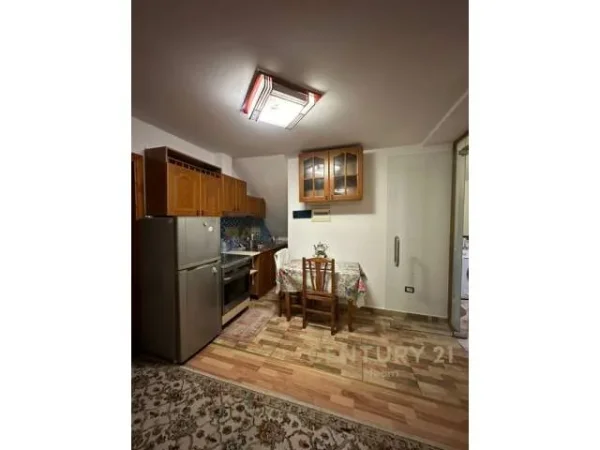 Tirane, jepet me qera apartament 2+1+BLK Kati 4, 72 m² 600 Euro (Myslym Shyri)