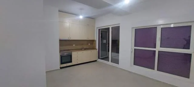 Apartament 1+1 me qera Ali dem(Kompleksi Mangalem) 40.000 Leke (Mangalem)