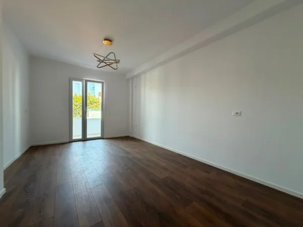 Tirane, shitet apartament 1+1 Kati 3, 58 m² 128.000 € (Rruga Dritan Hoxha)