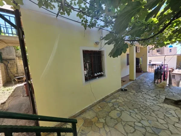 🏡 SHËNGJIN, SHITET SHTËPI 2.5 KATE