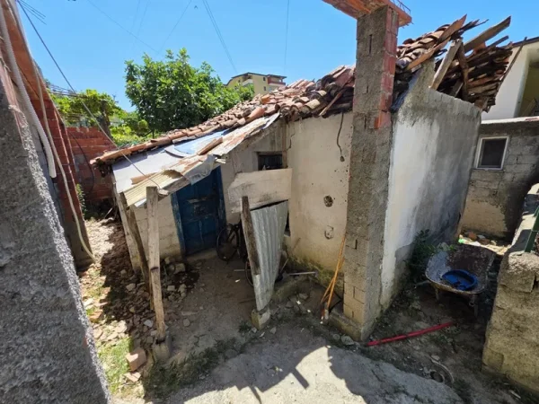 🏡 SHËNGJIN, SHITET SHTËPI 2.5 KATE