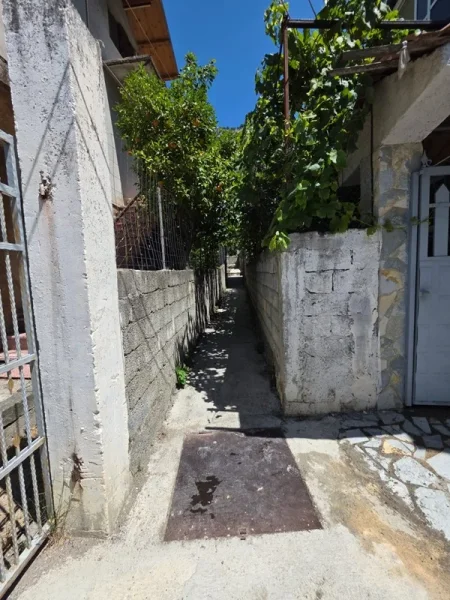 🏡 SHËNGJIN, SHITET SHTËPI 2.5 KATE