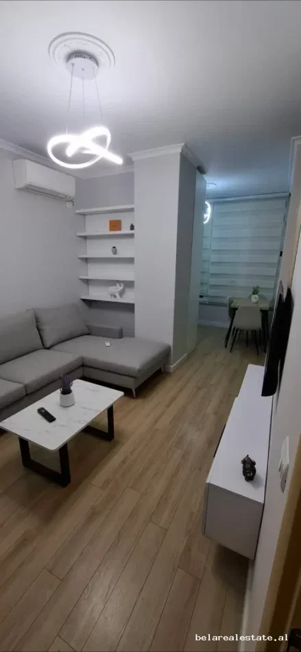 Tirane, shitet apartament 1+1 Kati 2, 57 m² 132.000 € (Rruga Zallit)