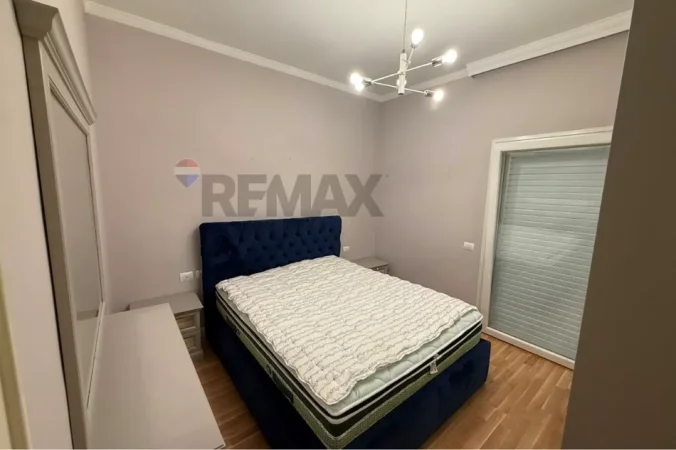 Tirane, jepet me qera apartament , 70 m² 700 € 