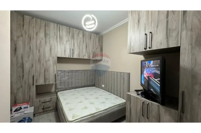 Tirane, jepet me qera apartament , 65 m² 690 € 
