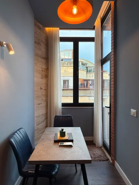 Tirane, jepet me qera apartament 1+1 Kati 11, 70 m² 700 € (Qender)