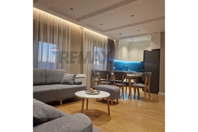 Tirane, jepet me qera Vile , 80 m² 850 € 