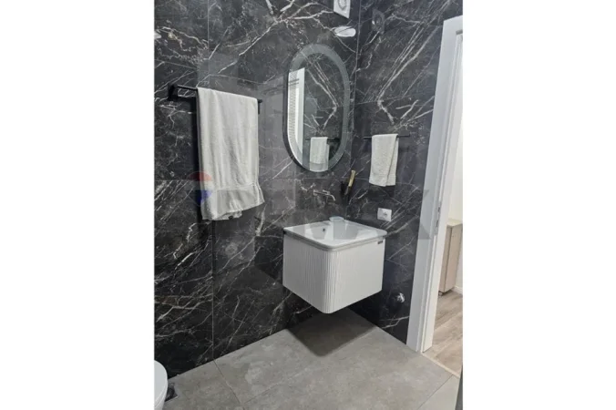 Tirane, jepet me qera apartament , 107 m² 641 € 