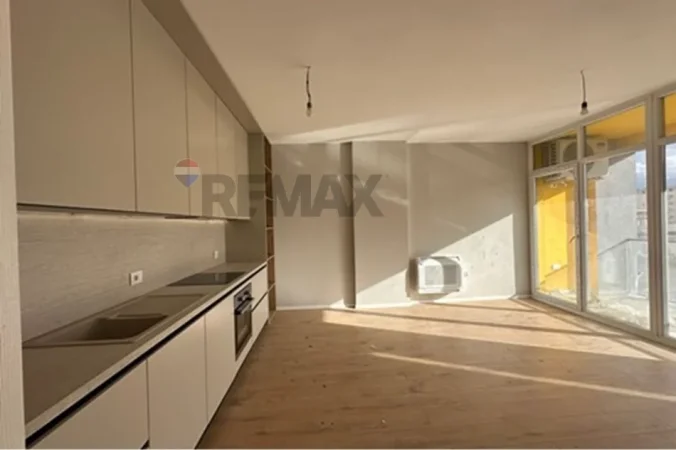 Tirane, jepet me qera , 699 € 