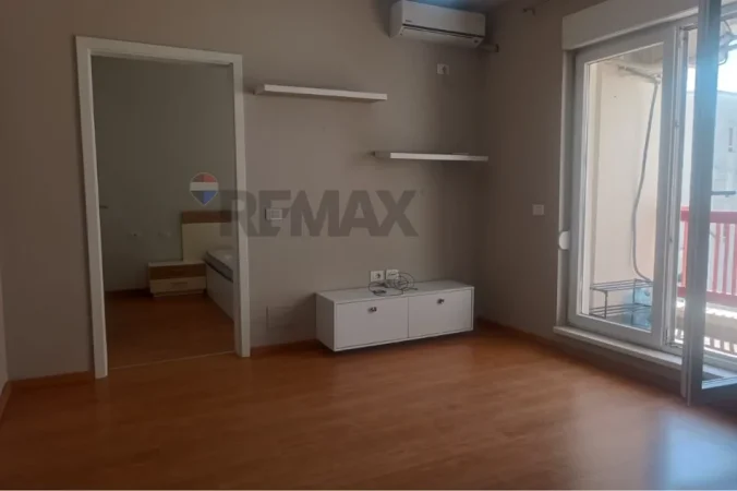 Tirane, jepet me qera apartament , 640 € 