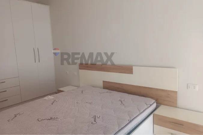 Tirane, jepet me qera apartament , 640 € 