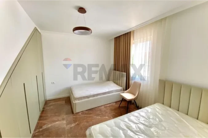 Tirane, jepet me qera apartament , 120 m² 640 € 