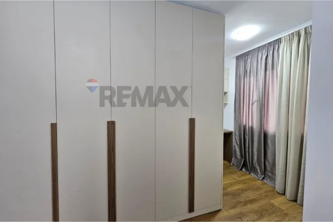 Tirane, jepet me qera apartament , 90 m² 731 € 