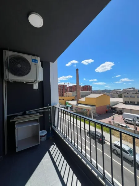 Tirane, jepet me qera apartament 2+1+Aneks+Ballkon Kati 2, 104 m² 750 € (Rruga Memo Meto)
