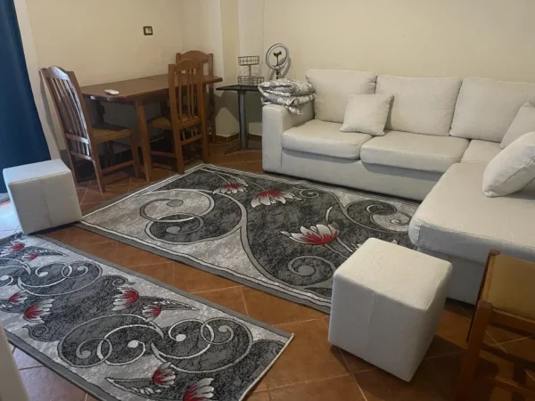 Tirane, jepet me qera apartament 1+1 Kati 2, 55 m² 420 € (Misto Mame)