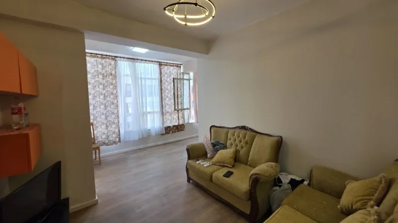 Tirane, shitet apartament 2+1 Kati 8, 74 m² 118.000 € (Astir bar artisti)