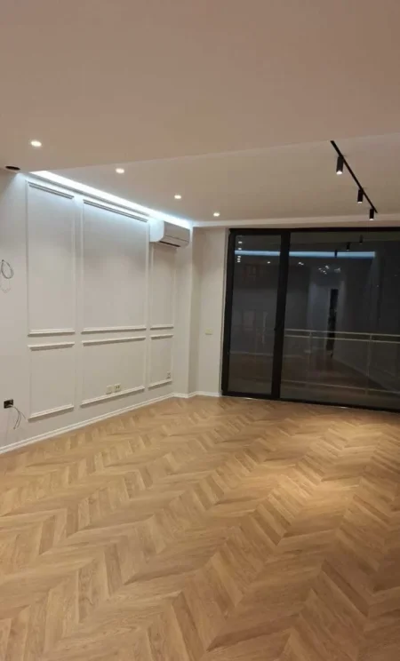 Tirane, jepet me qera apartament 2+1 Kati 3, 116 m² 1.000 € (Rruga Mine Peza)