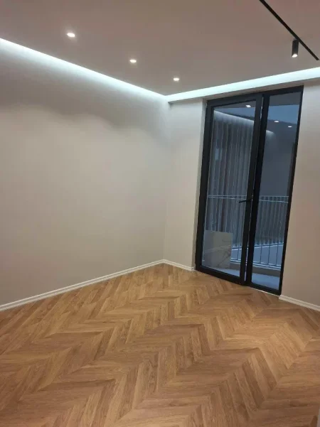 Tirane, jepet me qera apartament 2+1 Kati 3, 116 m² 1.000 € (MINE PEZA)