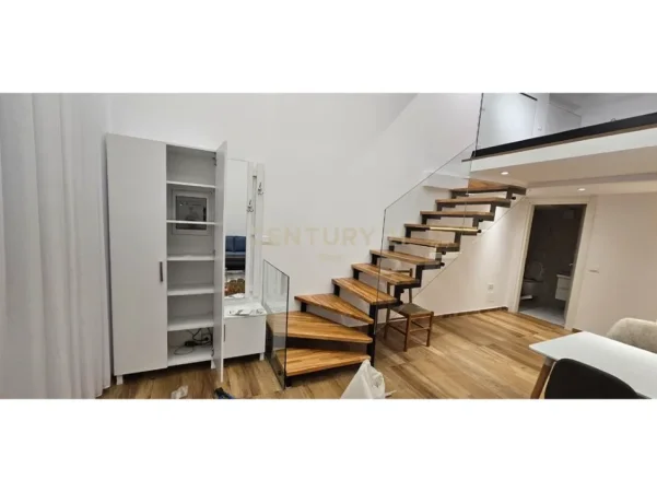 Tirane, jepet me qera apartament Dublex Kati 1, 75 m² 500 € 