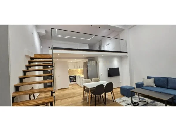 Tirane, jepet me qera apartament Dublex Kati 1, 75 m² 500 € 