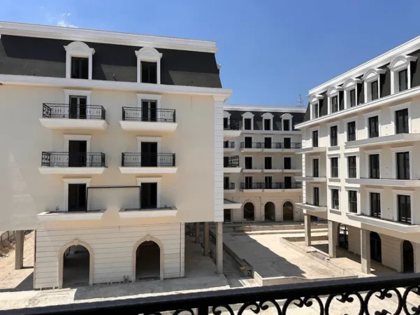 Tirane, shitet apartament 1+1+Ballkon Kati 4, 77 m² 138.000 € (TEG)