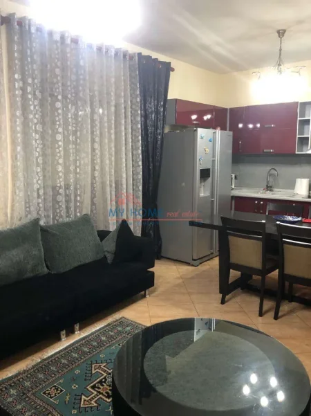Tirane, jepet me qera apartament 1+1+Ballkon Kati 3, 60 m² 450 € (Don Bosko)