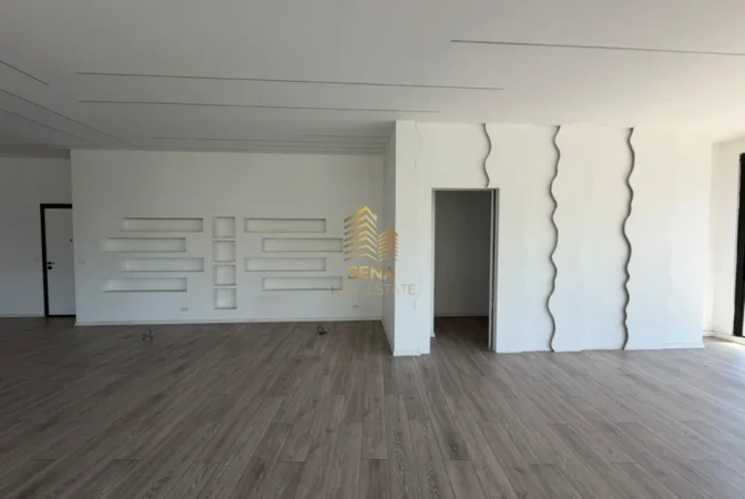 Tirane, jepet me qera ambjent biznesi Kati 2, 130 m² 1.400 € (Porcelan)