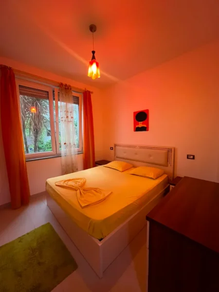 Tirane, jepet me qera apartament 1+1 , 60 m² 580 € 