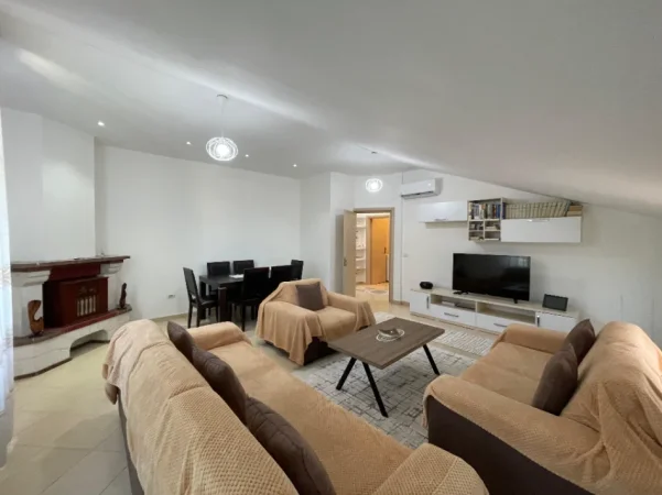 Tirane, shitet apartament 2+1+Ballkon Kati 6, 136 m² 180.000 € (Lanabregas)