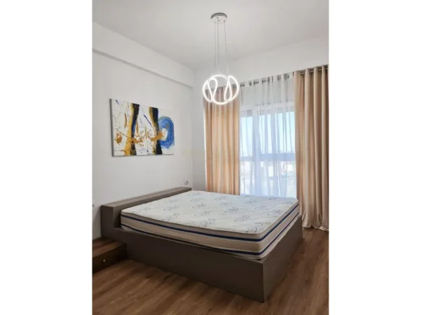 Tirane, jepet me qera apartament 1+1 Kati 7, 64 m² 422 € 