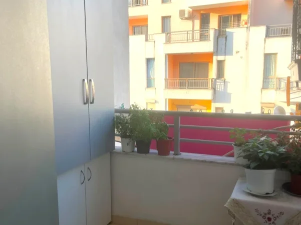 Tirane, jepet me qera apartament 1+1+Ballkon , 80 m² 600 € 