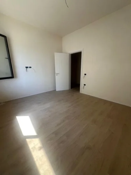 Tirane, shitet apartament 2+1 , 111 m² 128.110 € (Rruga Jonuz Lici)