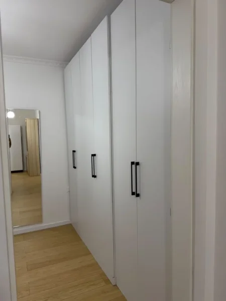 Tirane, jepet me qera apartament 1+1 Kati 4, 65 m² 500 € (Astir)