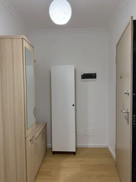 Tirane, jepet me qera apartament 1+1 Kati 4, 65 m² 500 € (Astir)