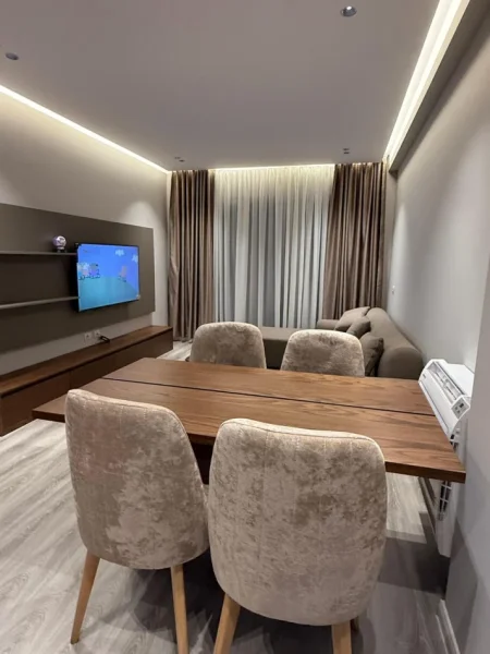 Tirane, jepet me qera apartament 1+1 Kati 4, 75 m² 700 € (Rruga Dritan Hoxha)