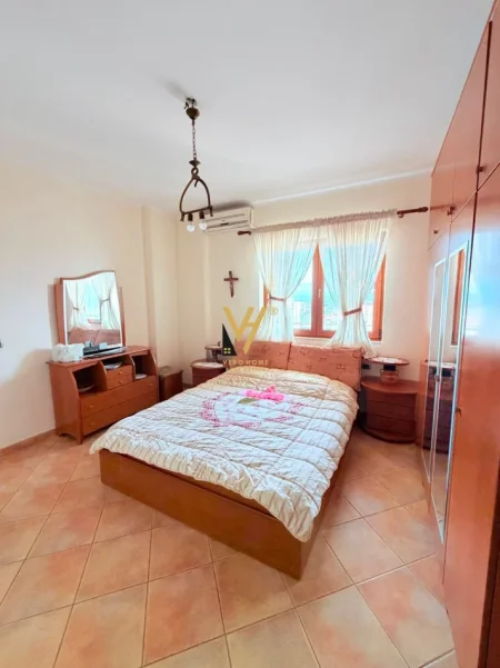 Durres, jepet me qera apartament 3+1+Ballkon Kati 11, 140 m² 620 € (ISH RAJONI DURRES)