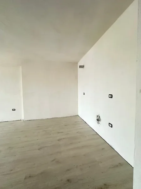 Tirane, shitet apartament 2+1+2 , 121 m² (Ish Fusha e Aviacionit)