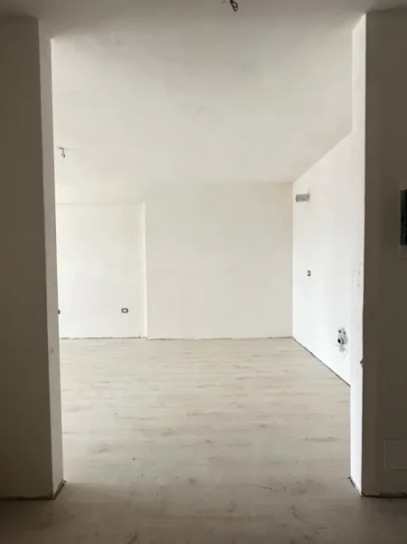 Tirane, shitet apartament 2+1+2 , 121 m² (Ish Fusha e Aviacionit)