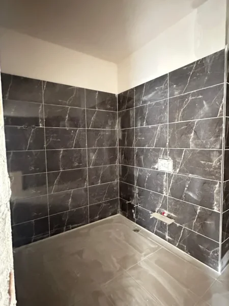 Tirane, shitet apartament 2+1+2 , 121 m² (Ish Fusha e Aviacionit)